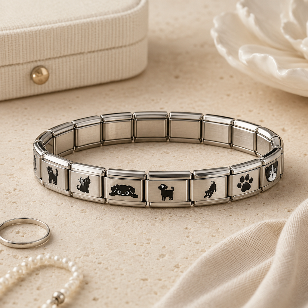 Smooth stainless steel inner links of the VELOWEN cat watch band